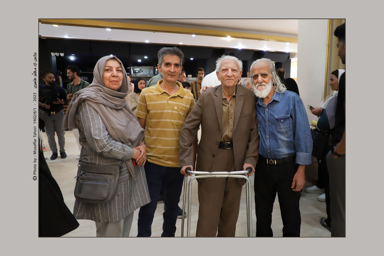 پیشکسوتان هنر عکاسی در کرمان تجلیل شدند